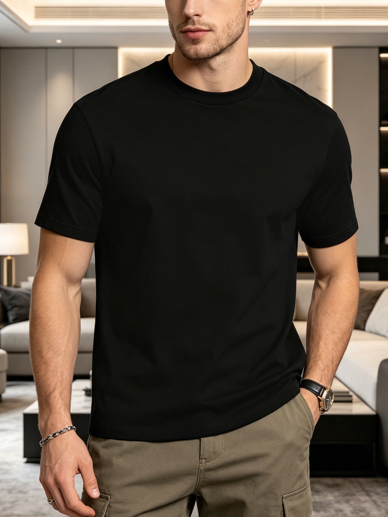 Czarny T-shirt bez nadruku